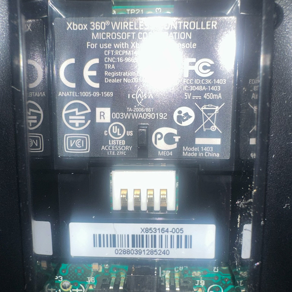 Microsoft XBOX 360 OEM Controller - Picture 3 of 3